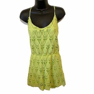 May & July Women’s Green Lace Romper Criss Cross Straps Size Medium